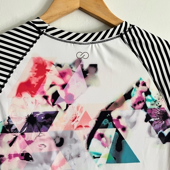 CALIA by Carrie Underwood Long Ruched Striped Sleeve Swim Top - Picture 4 of 7